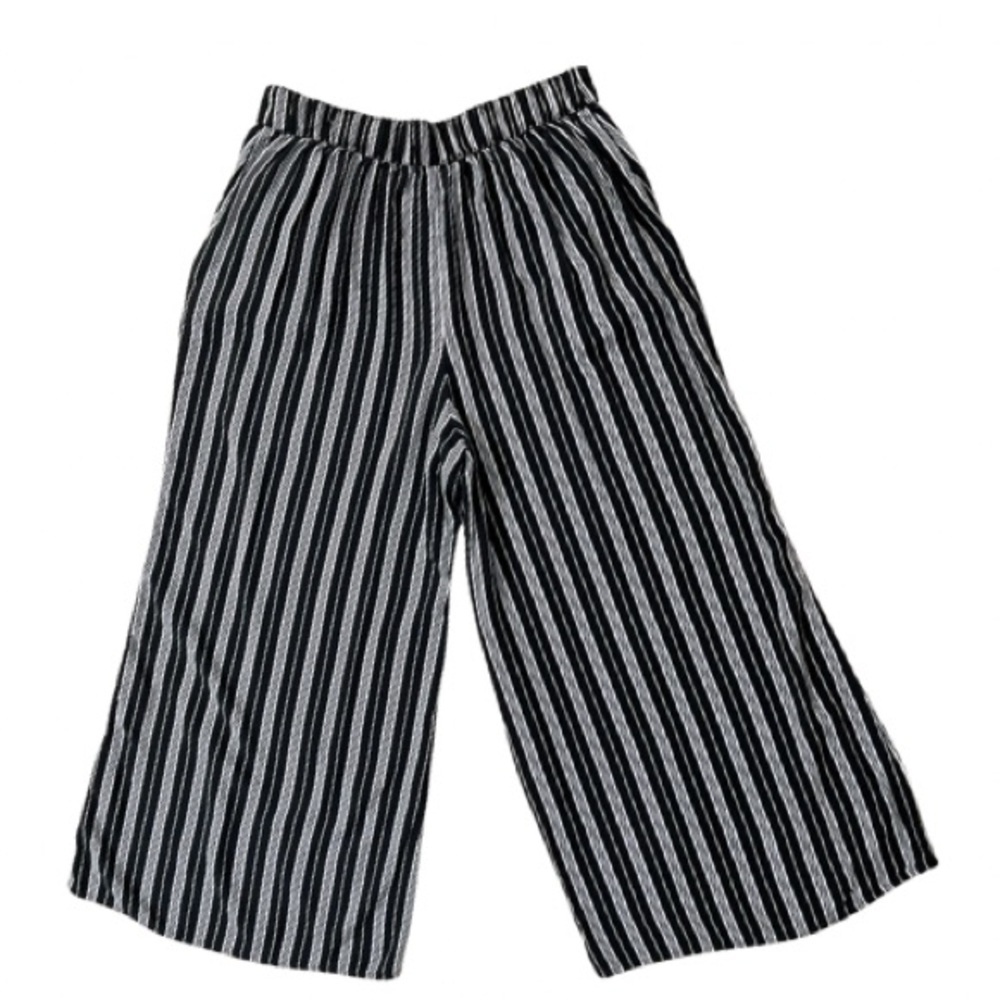 Hollister Navy Striped Wide Legged Cropped Palazzo Pants Size Small Clean Girl - Picture 2 of 9